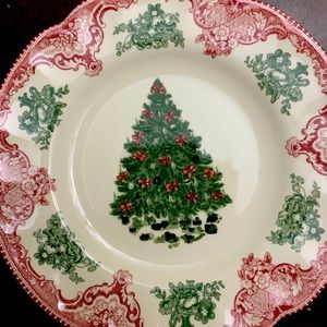 OldBritain Castle Pink/green Christmas Tree Plate